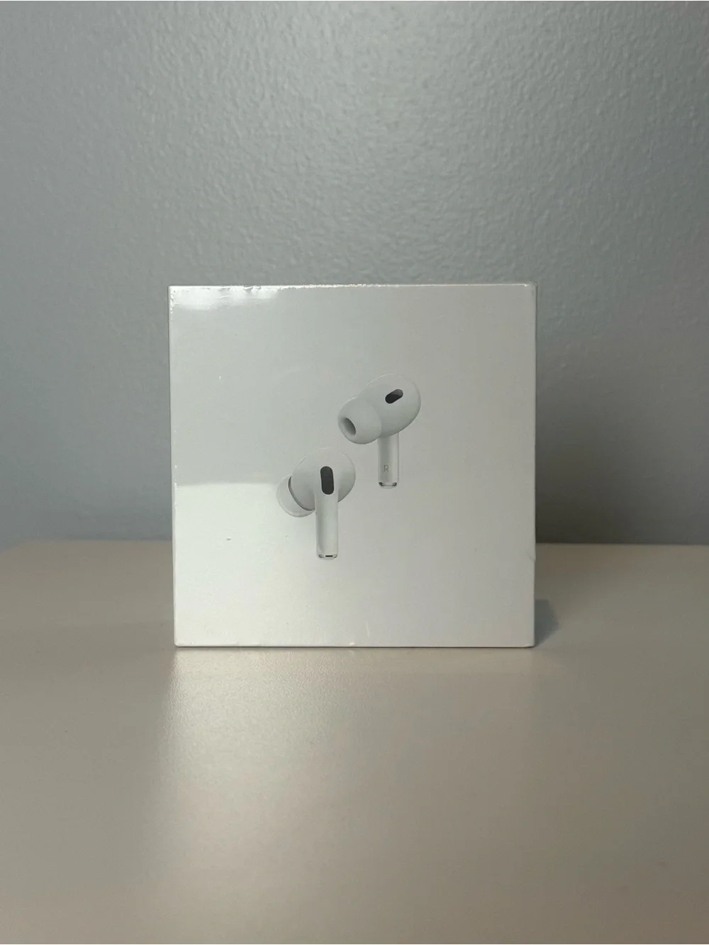 Apple White AirPods Pro with Charging Case and Cable